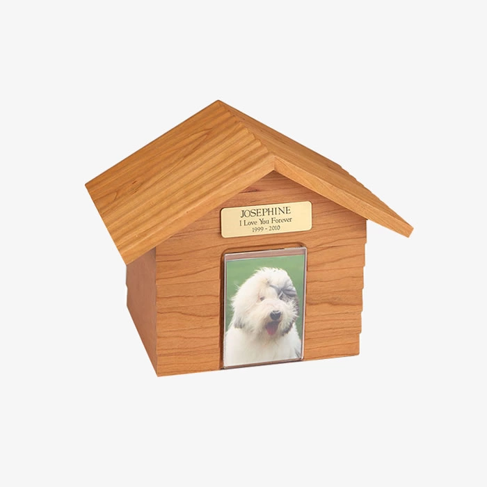 Which is the best pet urn, wood pet urn or metal pet urn? Choosing the right way to honor your eternal memory