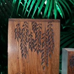 Vividly Pattern Walnut Cremation Pet Urn