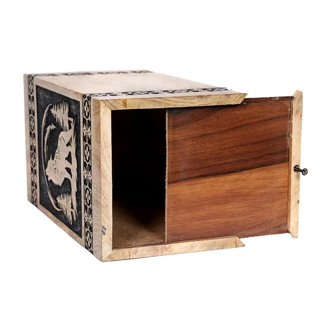 Wolf Howling Pattern Wooden Urn for Human Ashes