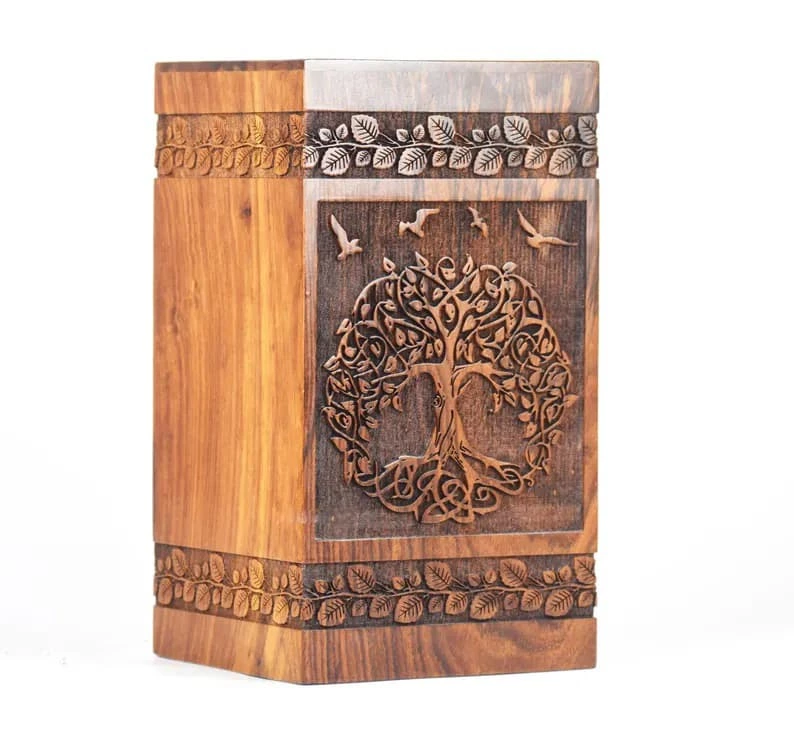 Engravings Pattern Wooden Cremation Urn for Human or Pets