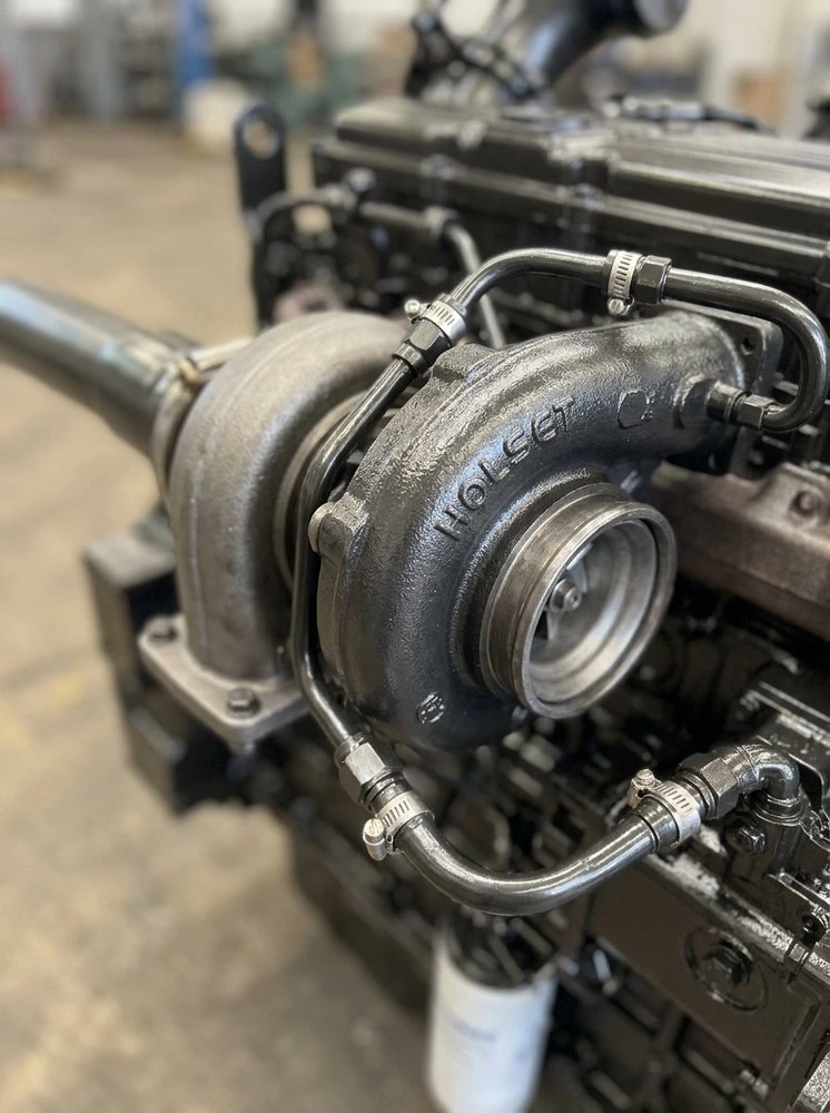 Komatsu 6D114 / SAA6D114E-3 Diesel Engine