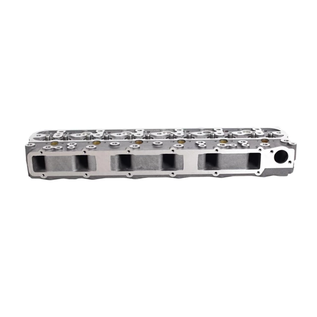 Komatsu S6D105 Cylinder Head