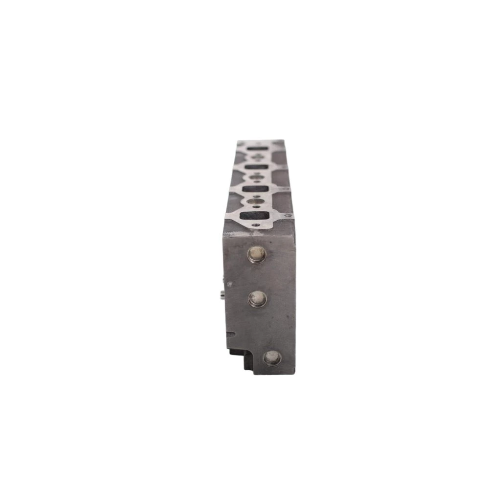 Komatsu S4D95 Cylinder Head
