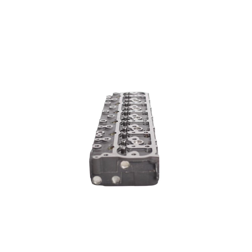 Komatsu S6D105 Cylinder Head