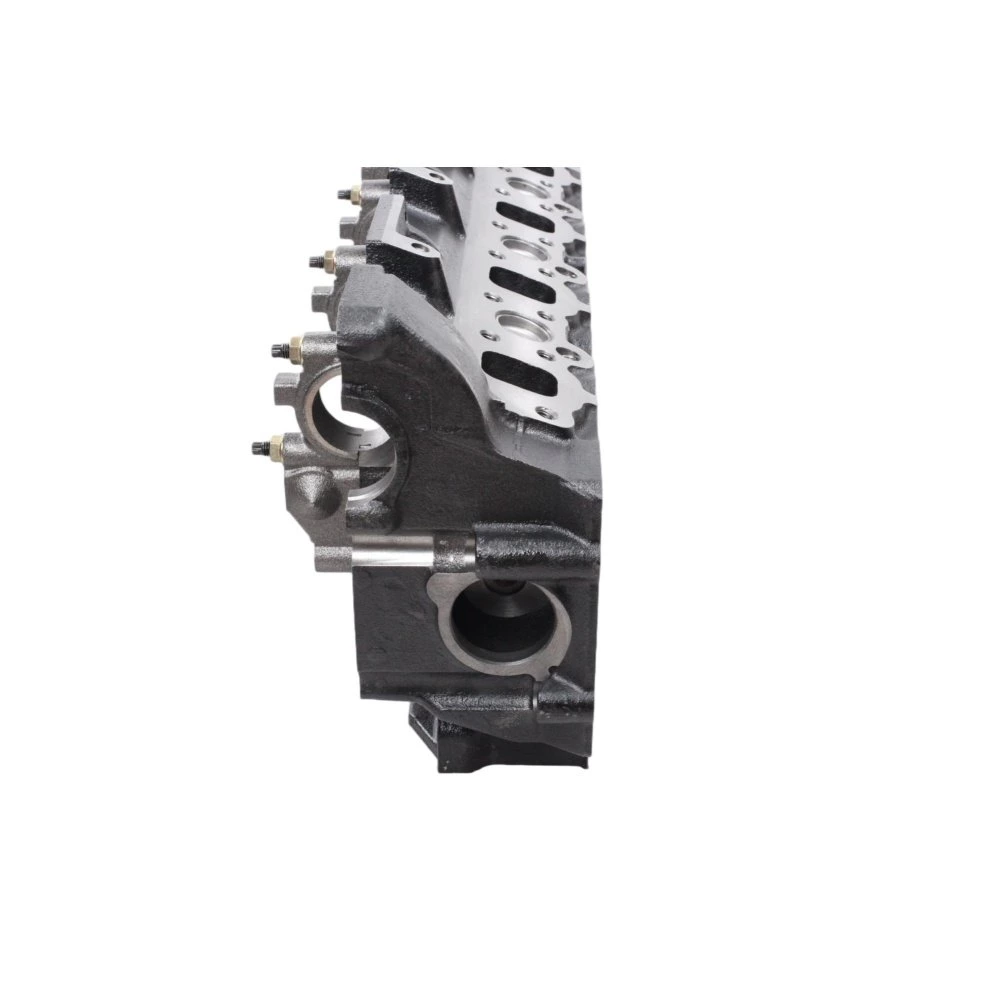 Isuzu 4HF1 Cylinder Head