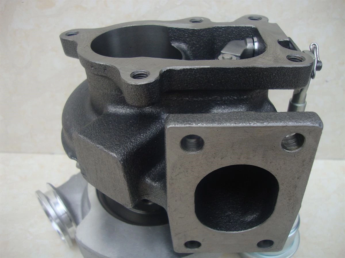 DCEC ISDe4 4 Cylinder HE221W Turbocharger