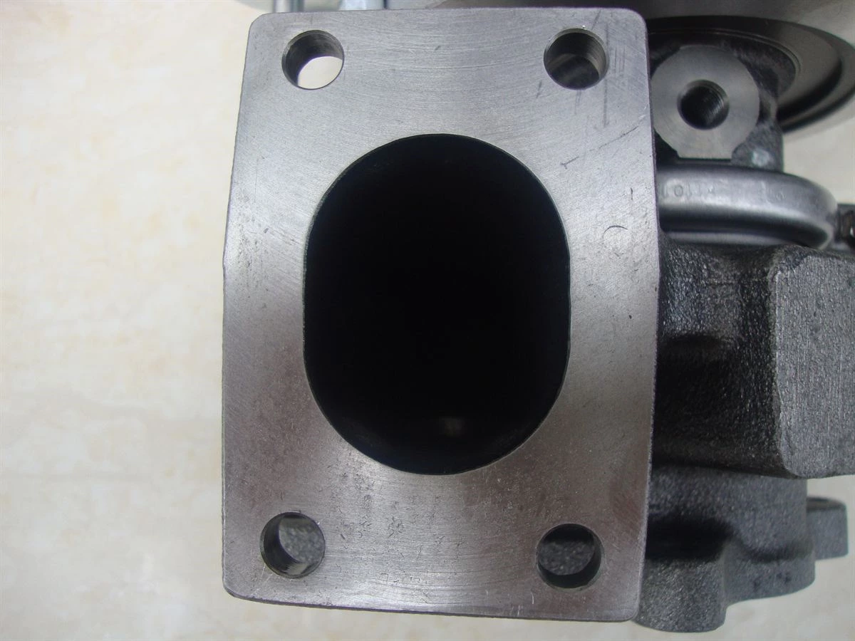 DCEC ISDe4 4 Cylinder HE221W Turbocharger