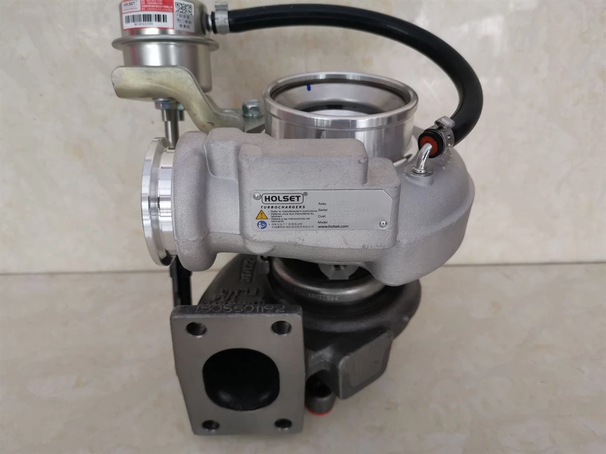 DCEC ISDe4 4 Cylinder HE221W Turbocharger