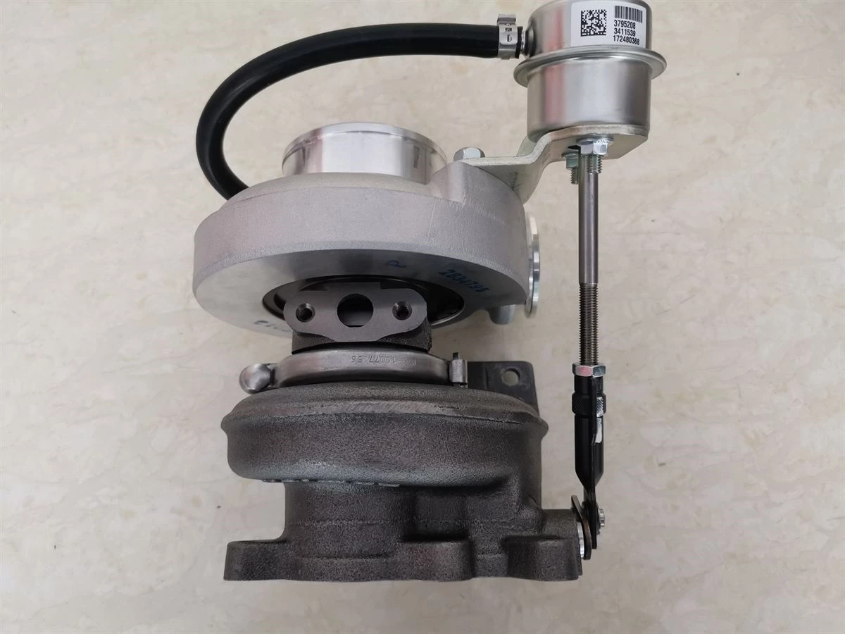 DCEC ISDe4 4 Cylinder HE221W Turbocharger
