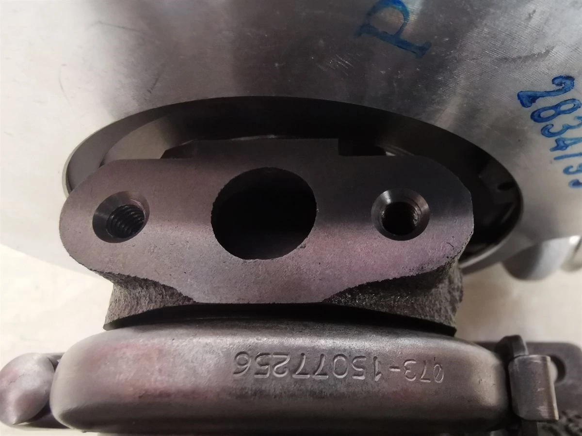 DCEC ISDe4 4 Cylinder HE221W Turbocharger