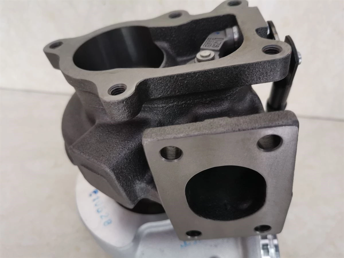 DCEC ISDe4 4 Cylinder HE221W Turbocharger