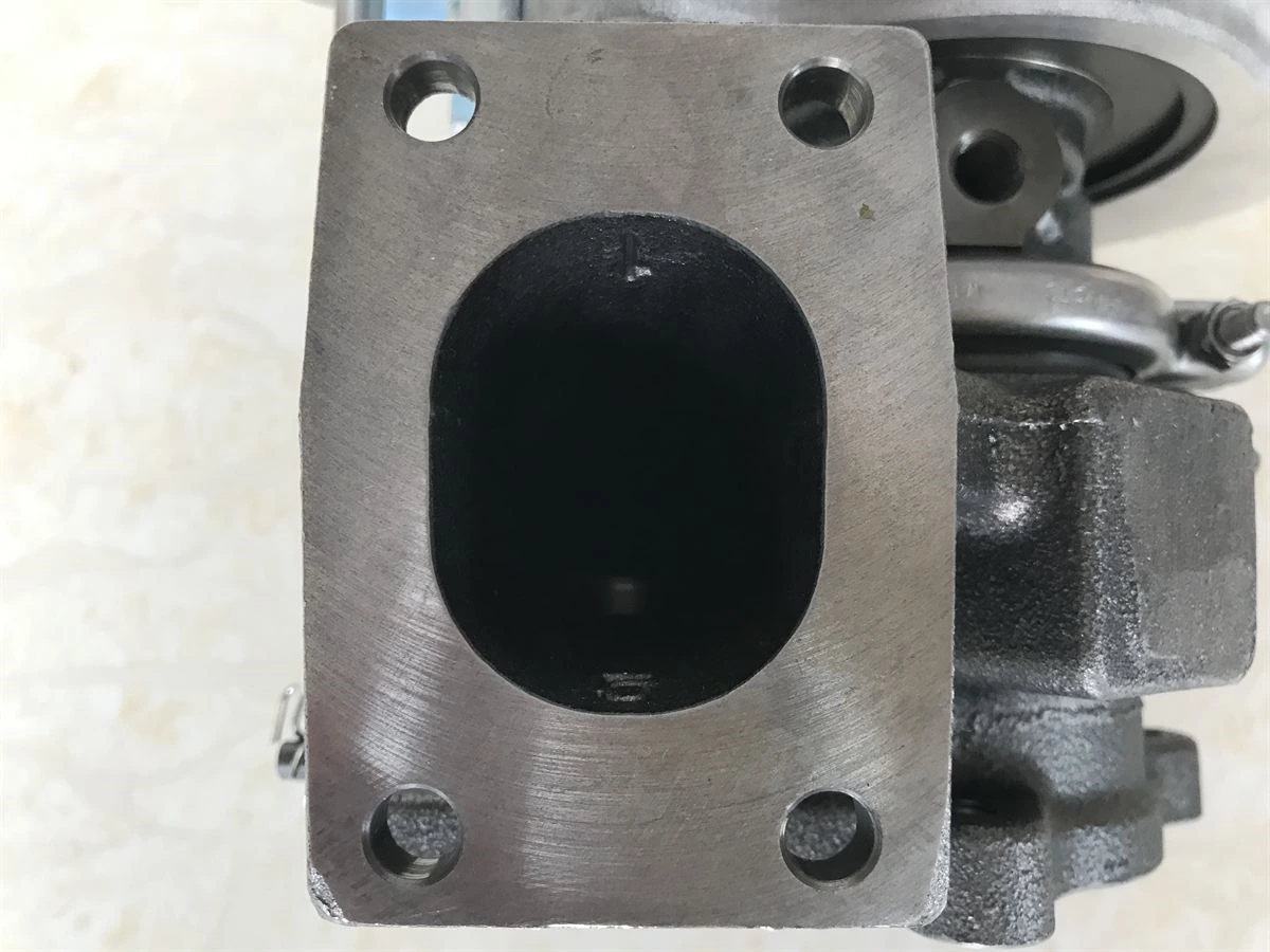 DCEC ISDe4 4 Cylinder HE221W Turbocharger