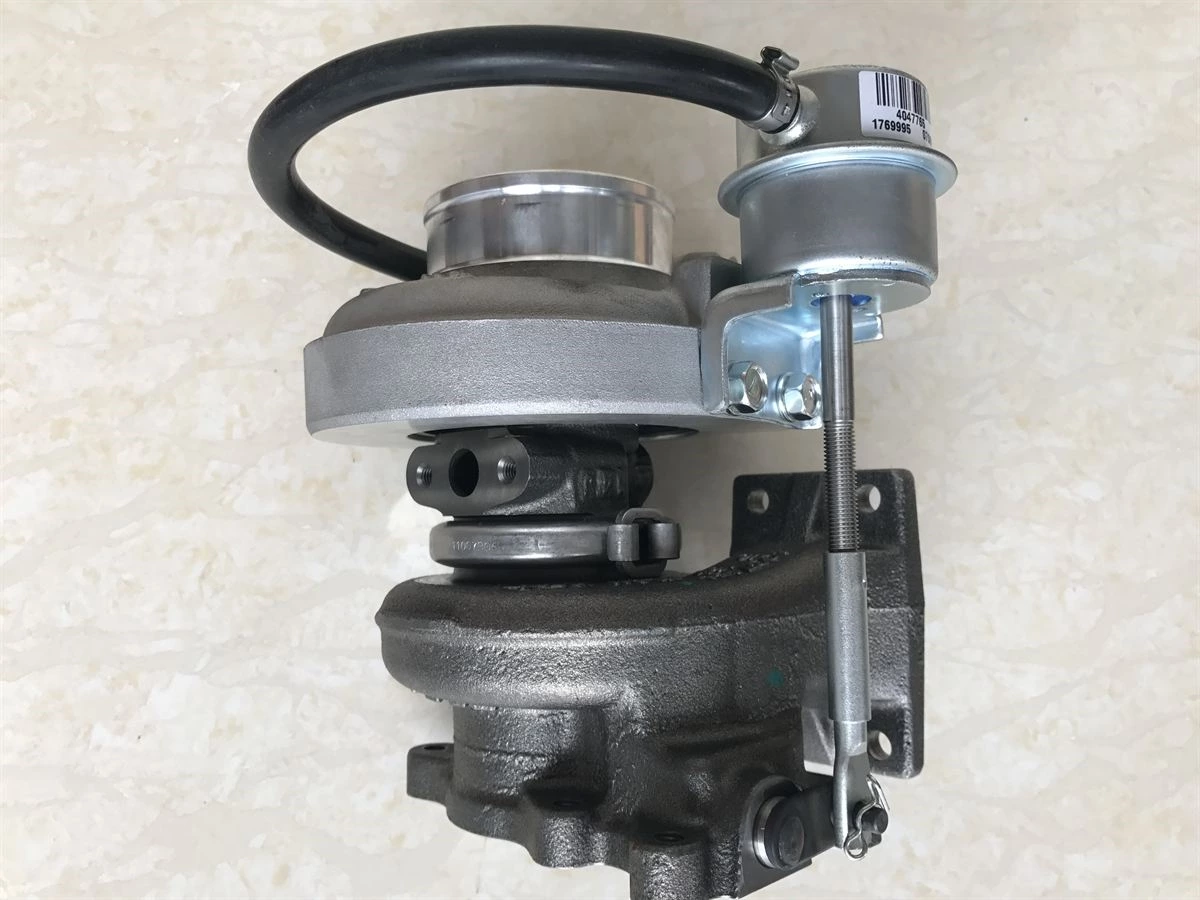 DCEC ISDe4 4 Cylinder HE221W Turbocharger