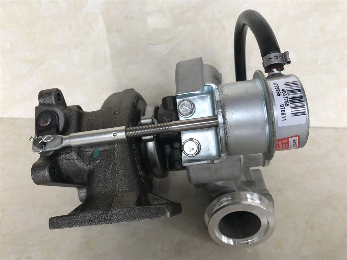 DCEC ISDe4 4 Cylinder HE221W Turbocharger