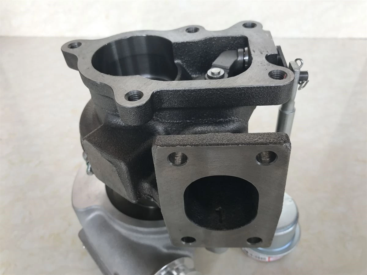 DCEC ISDe4 4 Cylinder HE221W Turbocharger