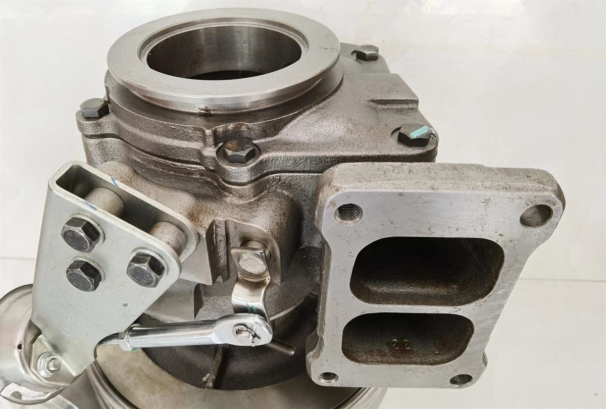 DCEC ISDe6 Turbocharger