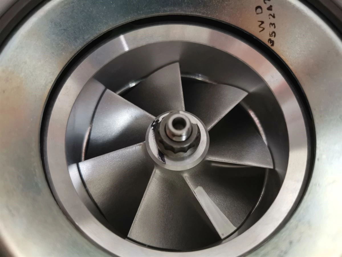 DCEC L Series Engine Turbocharger