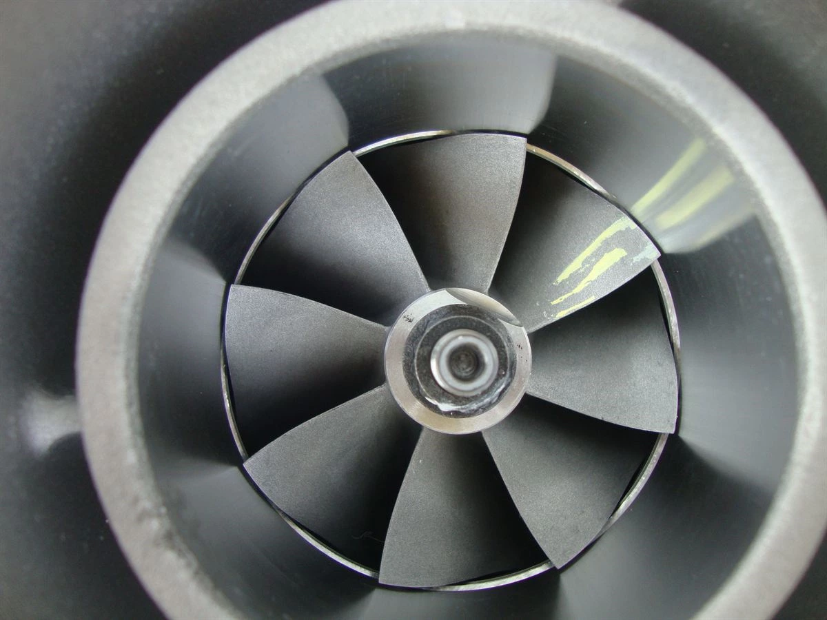 Cummins HX40W Turbocharger