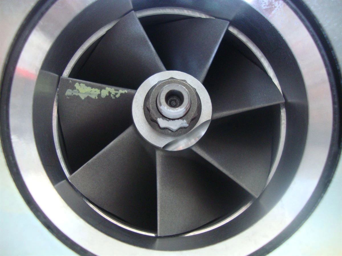 Cummins HX40W Turbocharger