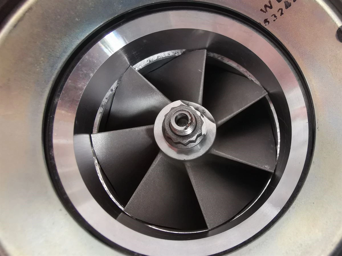 Cummins HX40W Turbocharger