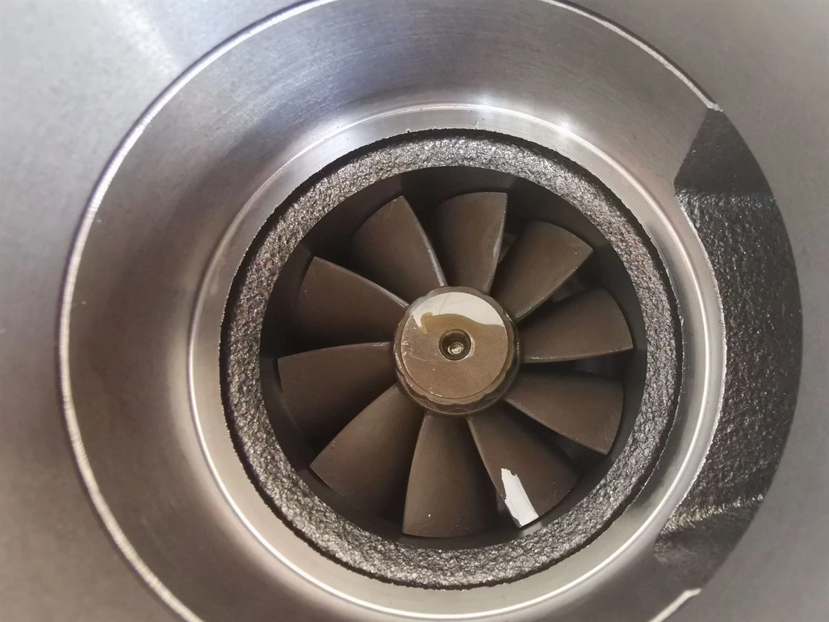 Cummins HX40W Turbocharger