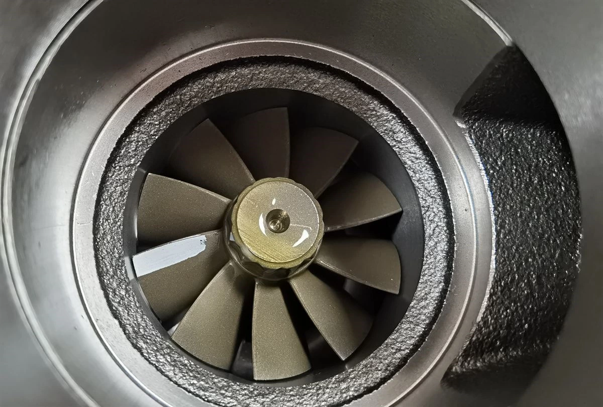 Cummins HX40W Turbocharger