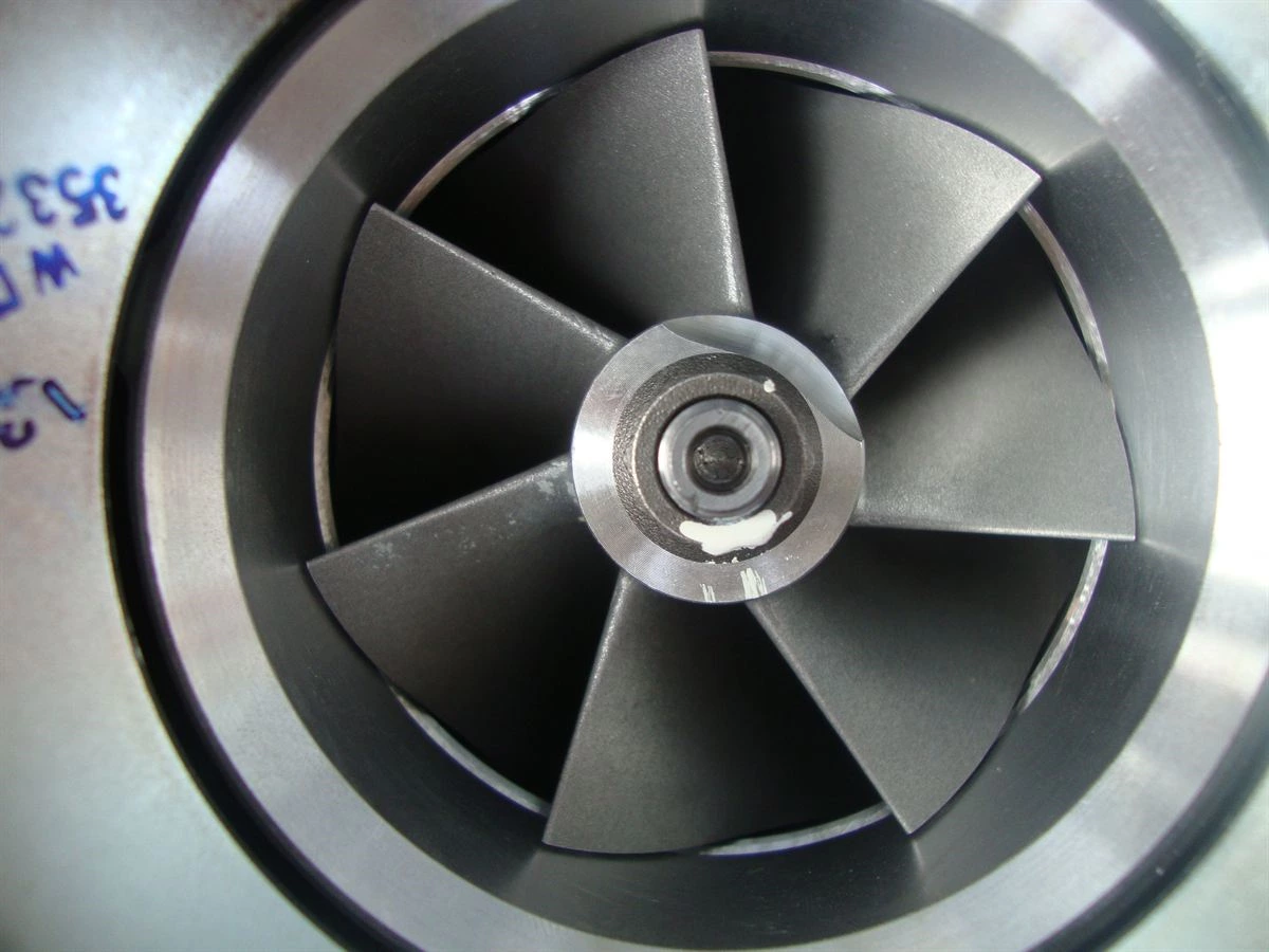 Cummins HX40W Turbocharger