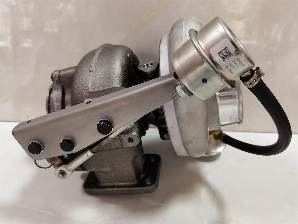 Cummins HX40W Turbocharger