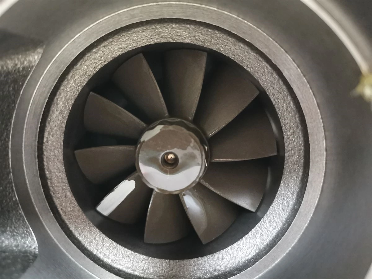 Cummins HX40W Turbocharger