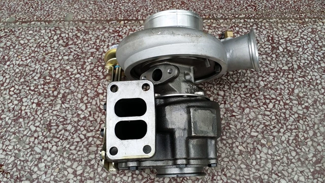 Cummins HX35W Turbocharger