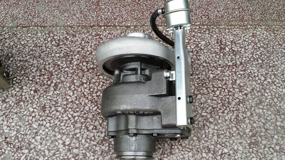 Cummins HX35W Turbocharger