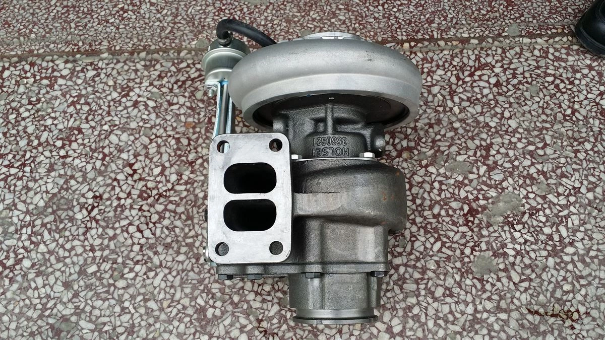 Cummins HX35W Turbocharger
