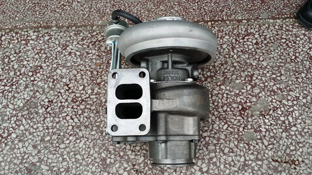Cummins HX35W Turbocharger