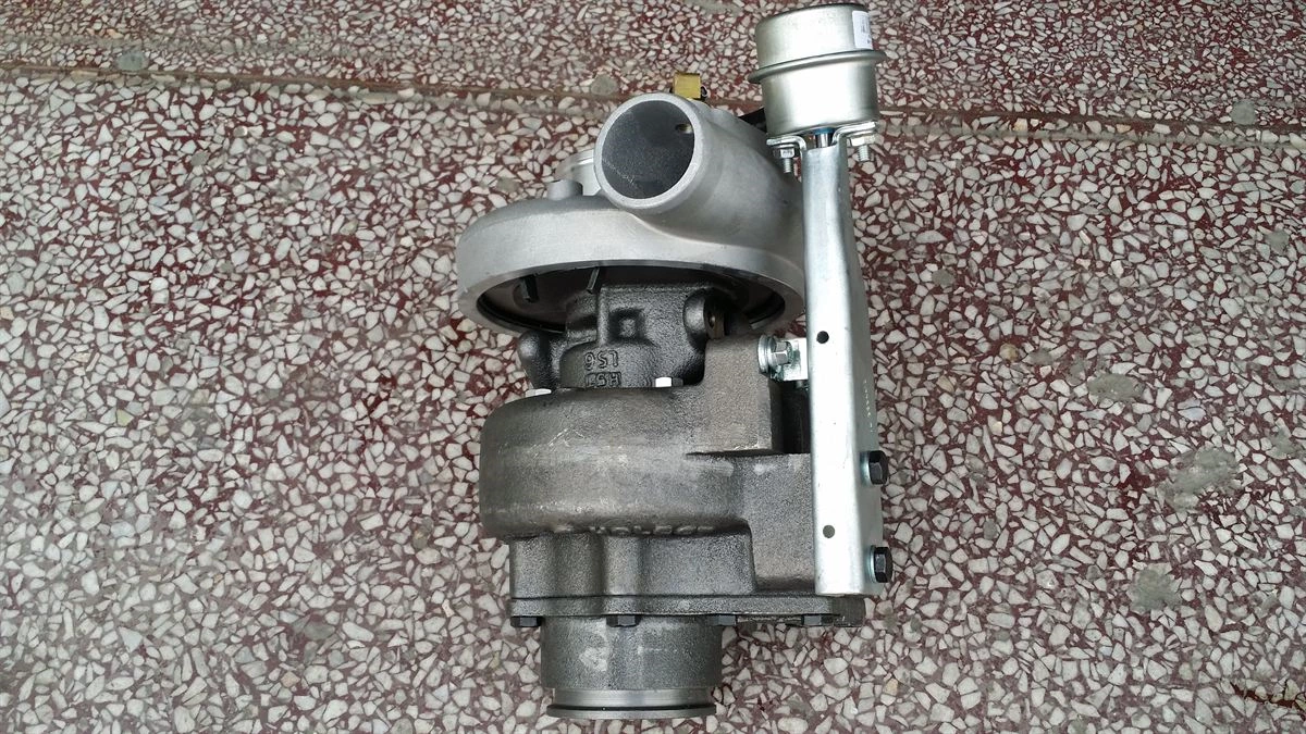 Cummins HX35W Turbocharger