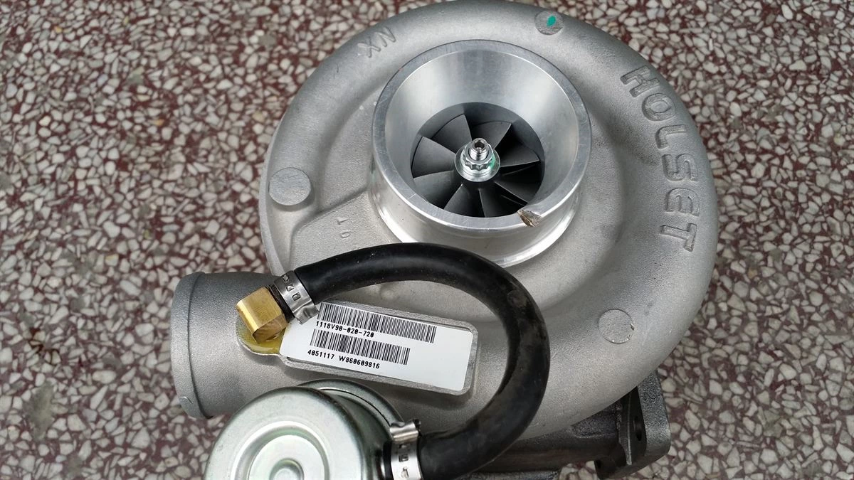 Cummins HX35W Turbocharger